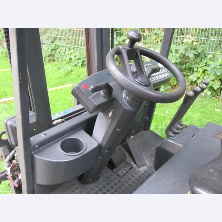 Gepflegte Flurförderfahrzeuge-6